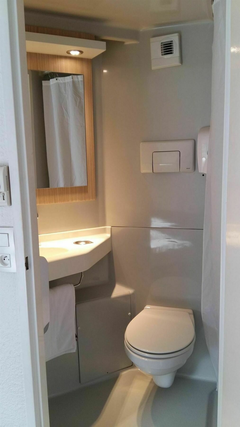 Premiere Classe Bordeaux Est Лормон Экстерьер фото