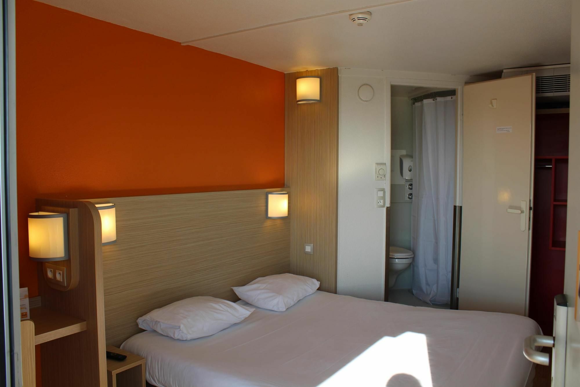 Premiere Classe Bordeaux Est Лормон Экстерьер фото