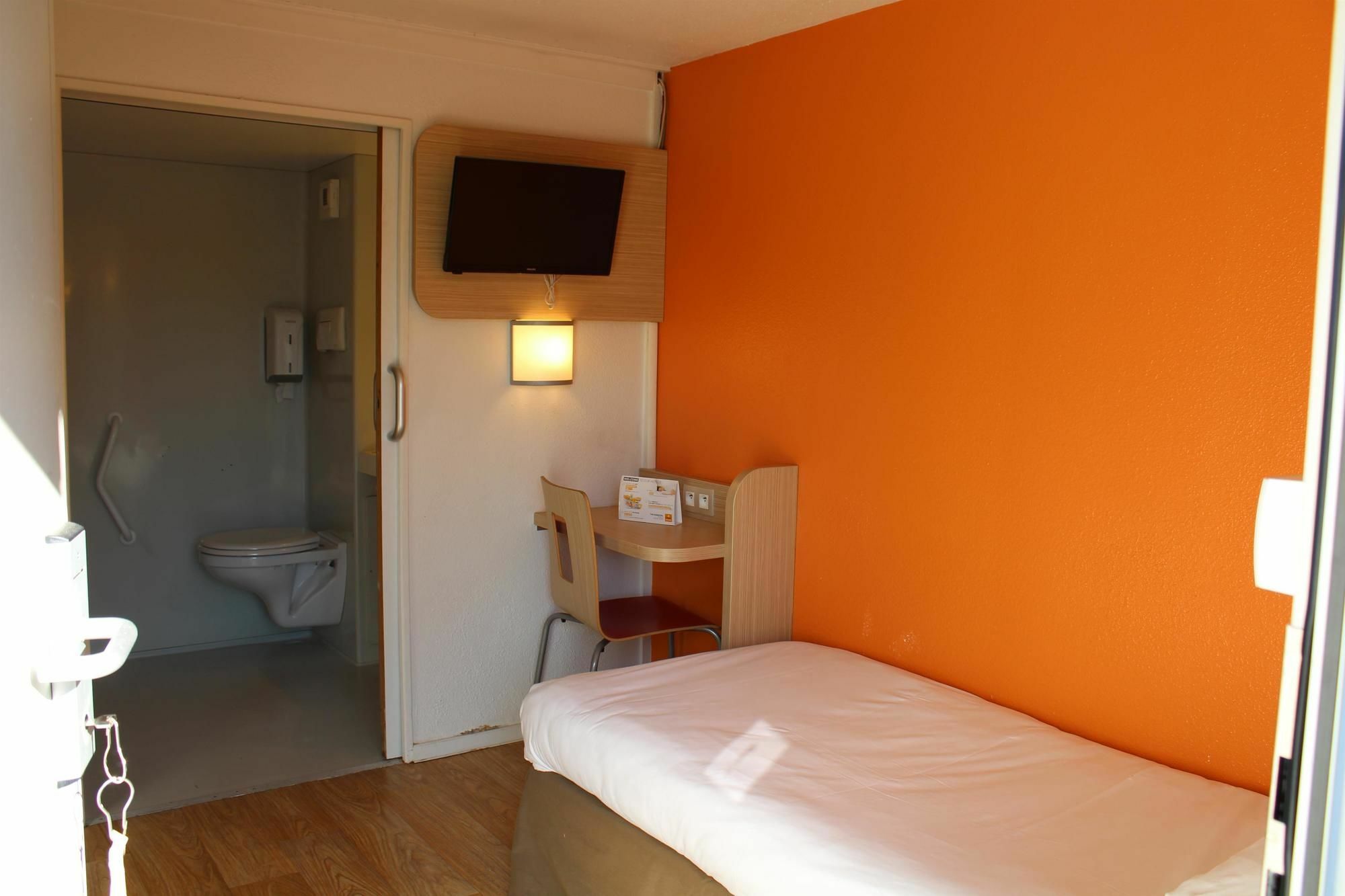 Premiere Classe Bordeaux Est Лормон Экстерьер фото